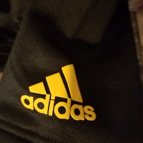 Adidas - Picture 3 of 6